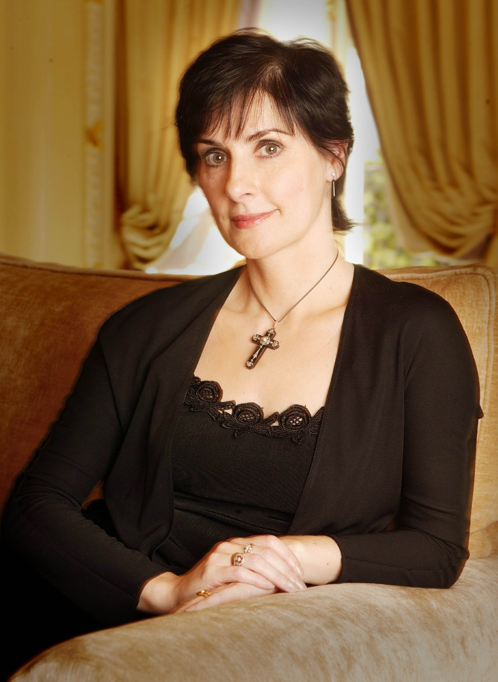 trisha goddard enya amy winehou...